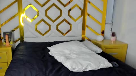 Alexsavage  online show from March 2025 12:05:02 AM