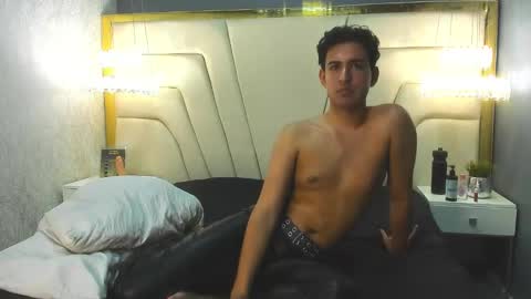 Alexsavage  online show from March 2025 02:30:02 AM