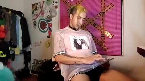 Jhonny online show from October 2025 03:12:02 AM