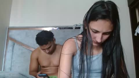 alex y luisa online show from March 2026 03:15:02 PM