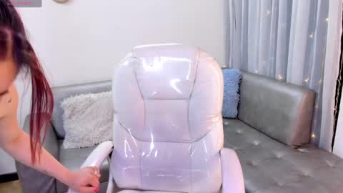 Snapshot of alexx_scoot chatting on December 2024 07:42:02 PM Alexx online show from December 2024 07:42:02 PM