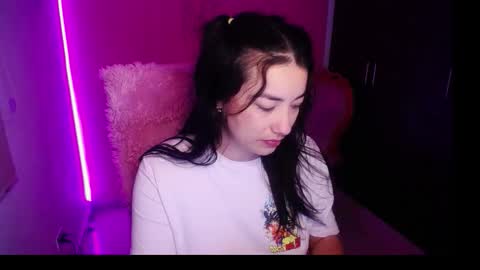 alexxa_1111 online show from October 2025 11:00:02 AM