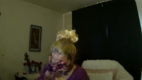 Jhoa online show from February 2025 11:28:02 AM