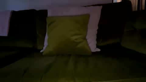 small cock online show from October 2025 04:19:01 PM