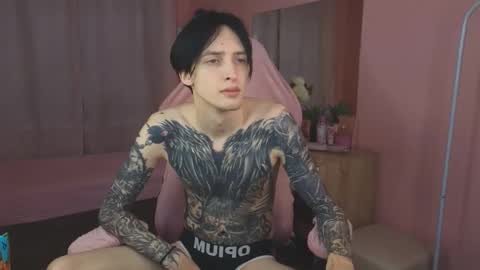 Alex online show from November 2025 12:16:02 PM