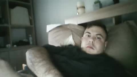 alexxro20 online show from February 2026 03:33:02 PM