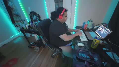 Snapshot of alexxxis2011x3 chatting on January 2025 09:46:01 AM alexxxis2011x3 online show from January 2025 09:46:01 AM