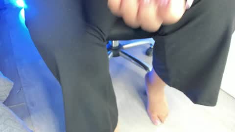 aleya_black online show from May 2026 02:08:02 AM
