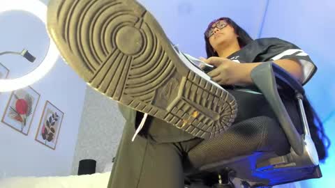 aleya_black online show from May 2026 03:03:02 AM
