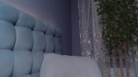 Alfie online show from December 2025 08:02:02 PM