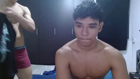 Snapshot of alfred_cantillo chatting on January 2026 11:43:01 PM alfred_cantillo online show from January 2026 11:43:01 PM