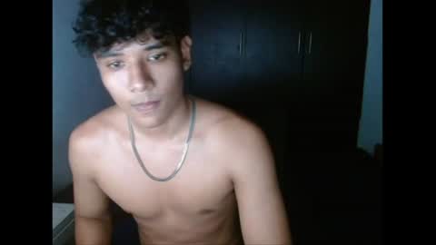 Snapshot of alfred_cantillo chatting on August 2026 06:15:01 AM alfred_cantillo online show from August 2026 06:15:01 AM
