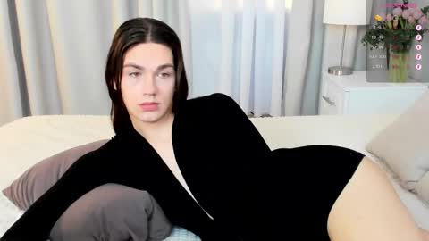 Alfreda online show from November 2025 10:48:01 AM