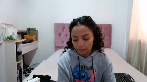 Snapshot of alia054 chatting on September 2025 12:28:02 PM Alia online show from September 2025 12:28:02 PM