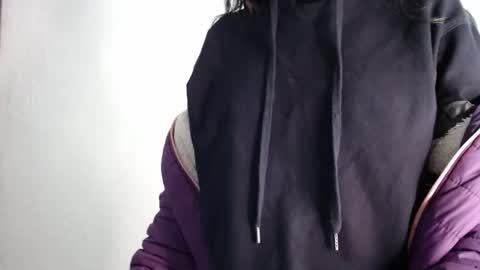 Snapshot of alia054 chatting on November 2025 02:29:02 PM Alia online show from November 2025 02:29:02 PM