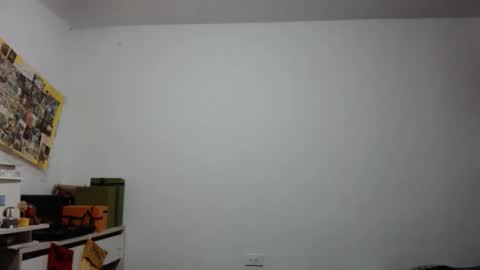 Snapshot of alia054 chatting on December 2025 12:03:02 PM Alia online show from December 2025 12:03:02 PM