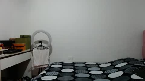 Snapshot of alia_lombardi chatting on November 2025 12:16:02 PM Alia Anjali online show from November 2025 12:16:02 PM