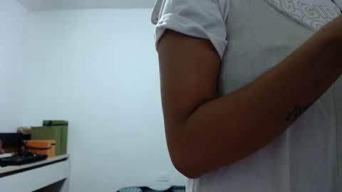 Snapshot of alia_lombardi chatting on November 2025 12:04:01 PM Alia Anjali online show from November 2025 12:04:01 PM