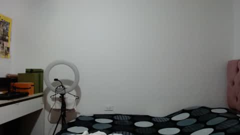 Snapshot of alia_lombardi chatting on November 2025 12:42:02 PM Alia Anjali online show from November 2025 12:42:02 PM