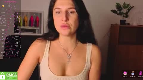 Alianna online show from December 2025 12:23:02 PM