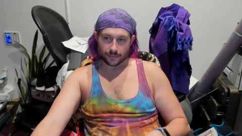 Snapshot of alibastersword chatting on December 2025 02:43:02 AM Luke online show from December 2025 02:43:02 AM