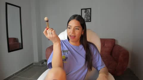 Snapshot of alice23jones chatting on February 2025 08:02:02 PM Alice online show from February 2025 08:02:02 PM