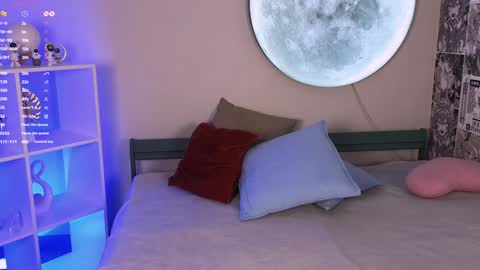 Snapshot of alice__grace_ chatting on December 2024 01:25:02 PM your Alice online show from December 2024 01:25:02 PM