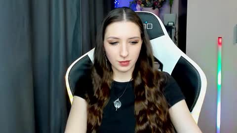 Snapshot of alice_bailey chatting on September 2025 02:32:01 PM Alice online show from September 2025 02:32:01 PM