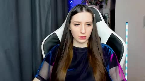 Snapshot of alice_bailey chatting on December 2025 12:54:01 PM Alice online show from December 2025 12:54:01 PM