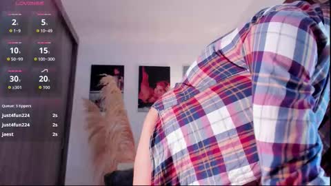 Alice  online show from November 2025 12:44:02 AM