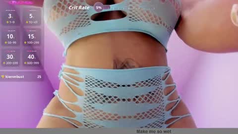 alice_brookss_ online show from September 2025 01:23:02 PM