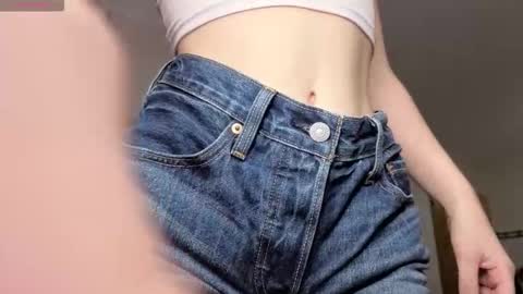 My name is Alice find out about me in the Fansly  online show from January 2026 06:18:01 AM