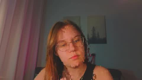 Snapshot of alice_miiiller chatting on April 2026 10:50:01 AM Alice online show from April 2026 10:50:01 AM
