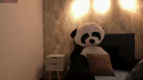 Alice  online show from September 2025 03:54:01 AM