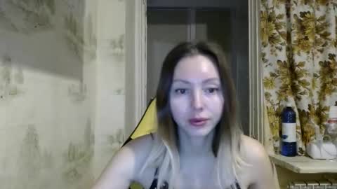 Alice smiles online show from February 2026 09:55:01 PM