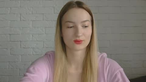 Snapshot of alice_sweet_01 chatting on October 2025 02:36:01 PM Alice online show from October 2025 02:36:01 PM