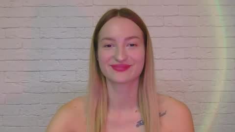 Snapshot of alice_sweet_01 chatting on October 2025 04:41:02 PM Alice online show from October 2025 04:41:02 PM