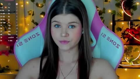 Snapshot of alice_tails chatting on November 2025 07:11:02 AM Alice online show from November 2025 07:11:02 AM