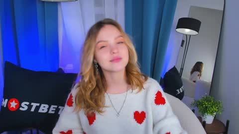 Snapshot of alice_tucci chatting on December 2024 05:15:01 PM Alice online show from December 2024 05:15:01 PM