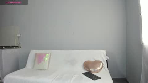 Snapshot of alice_williiams chatting on November 2025 03:49:01 PM alice williiams online show from November 2025 03:49:01 PM