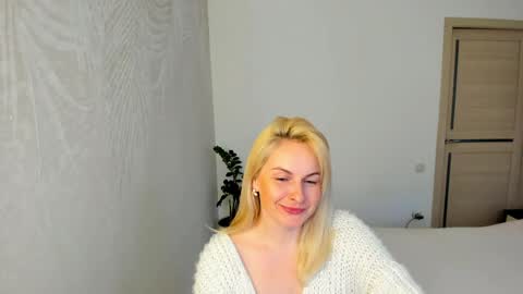 Alicee online show from April 2026 12:39:01 PM