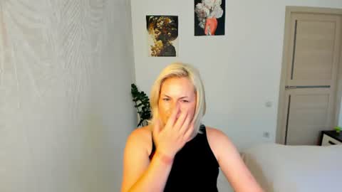 Snapshot of alicee__grace chatting on July 2026 03:19:02 PM Alicee online show from July 2026 03:19:02 PM