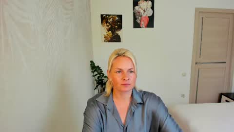 Snapshot of alicee__grace chatting on July 2026 11:53:01 AM Alicee online show from July 2026 11:53:01 AM