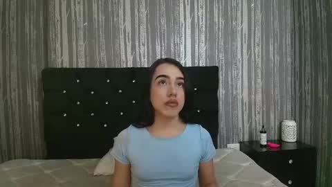 alicee_moonn online show from May 2026 04:47:01 PM