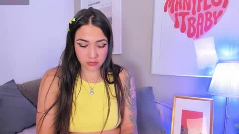 Snapshot of alicee_rosewell chatting on December 2025 04:42:02 AM Alice online show from December 2025 04:42:02 AM