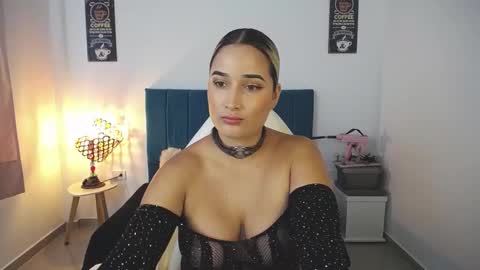 Alicia    1000 PM - 600 AM COLOMBIAN TIME online show from September 2025 10:32:01 PM