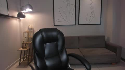 Alice online show from March 2026 09:08:01 PM