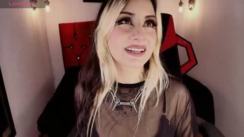 Snapshot of aliceinflames chatting on July 2026 09:54:02 PM Alice online show from July 2026 09:54:02 PM