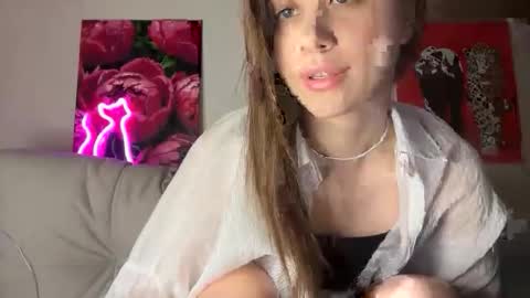 Snapshot of aliceinlustland chatting on May 2026 07:43:02 PM aliceinlustland online show from May 2026 07:43:02 PM