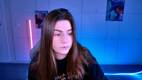 Alice online show from November 2025 05:02:02 AM